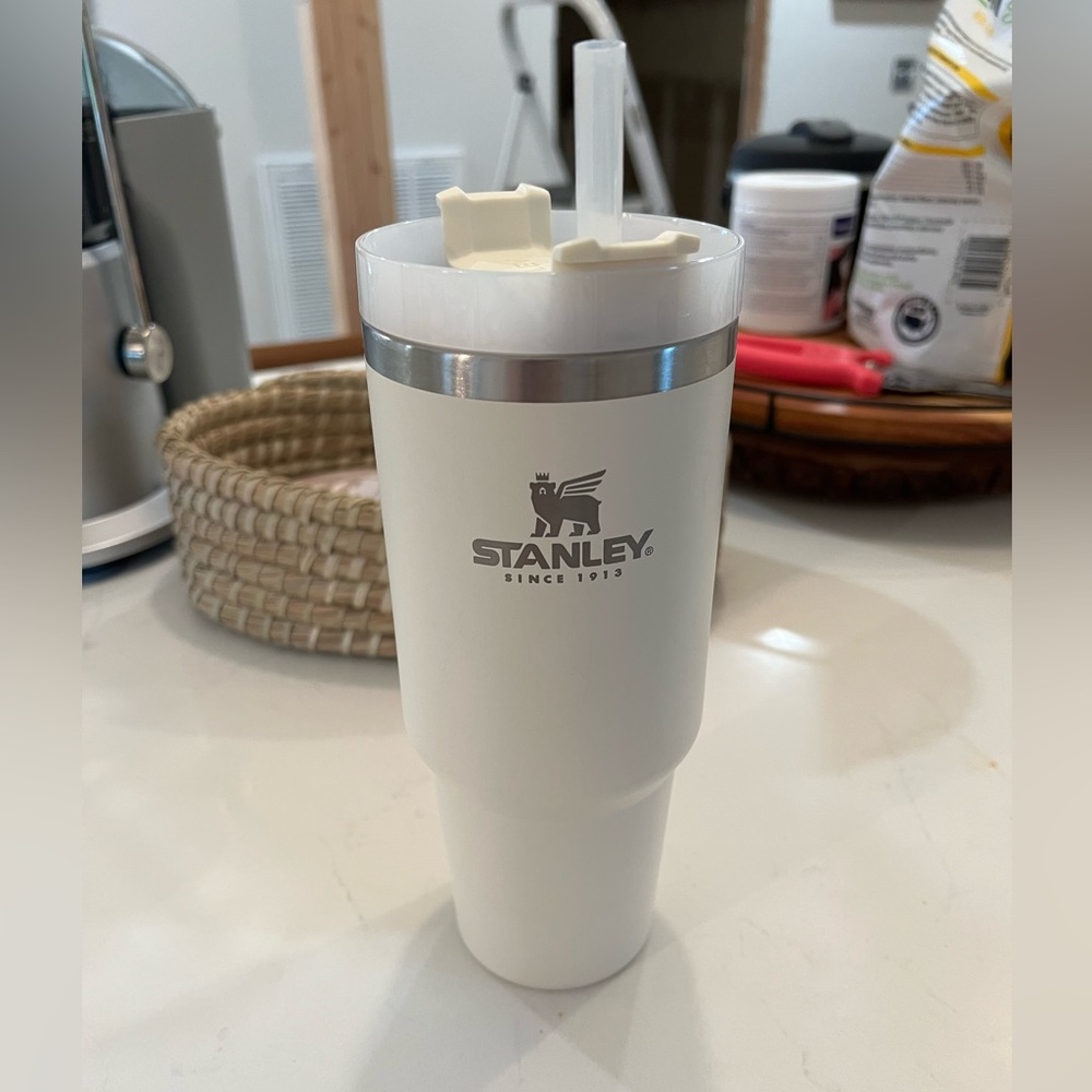 Stanley Quencher- 30oz